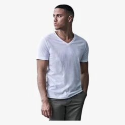 8006 - Mens Fashion V-Neck Soft-Tee