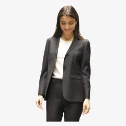 03165 - Marius Women