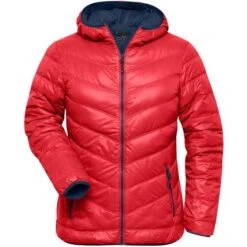 James & Nicholson JN1059 - Ladies' Down Jacket -Style au Travail aHR0cDovL21lZGlhMi5kZXNpZ25wYXJ0bmVyLmZyL2MvcC83NzczLzc3NzMtMTA3ODUtMS5qcGc