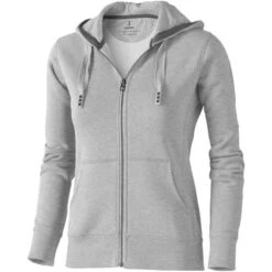 Elevate 38212 - Sweat Capuche Full Zip Femme Arora -Style au Travail aHR0cDovL21lZGlhMi5kZXNpZ25wYXJ0bmVyLmZyL2MvcC8xMTQ2Ny8xMTQ2Ny0xMTc1Mi0xLmpwZw
