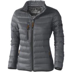 Elevate 39306 - Doudoune Duvet Léger Femme Scotia -Style au Travail aHR0cDovL21lZGlhMi5kZXNpZ25wYXJ0bmVyLmZyL2MvcC8xMTUxMS8xMTUxMS0xNTE4Mi0xLmpwZw