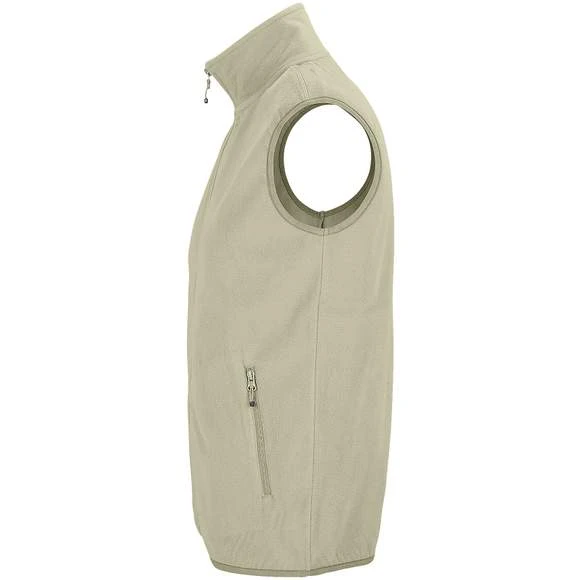 03822 - Factor BW 16 03822 - Factor BW – Image 16