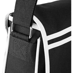 BG71 - Retro Messenger -Style au Travail aHR0cDovL21lZGlhMi5kZXNpZ25wYXJ0bmVyLmZyL2MvcC8yMjIxLzIyMjEtMTA4Ni0xNC5qcGc